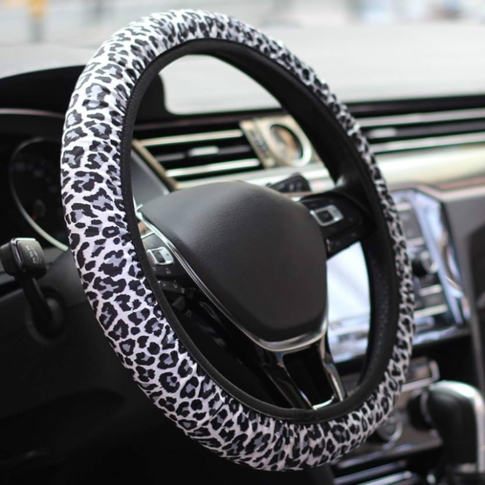 ⚠️SOLD⚠️Snow Leopard Steering Wheel Cover
